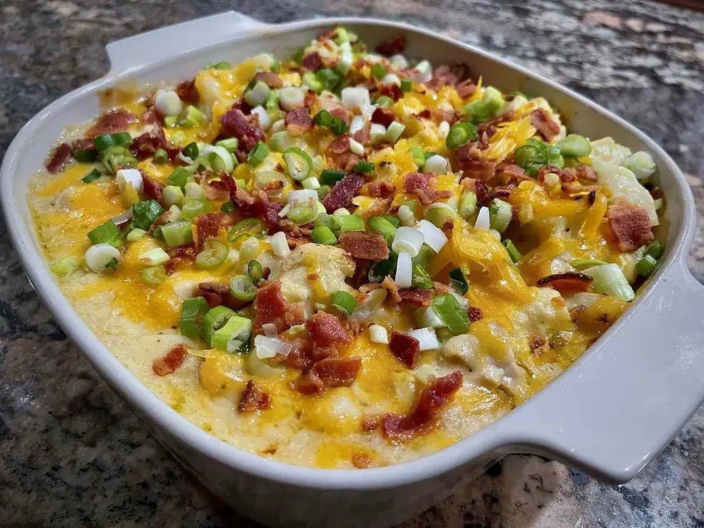 Cheesy Chicken and Cauliflower Casserole