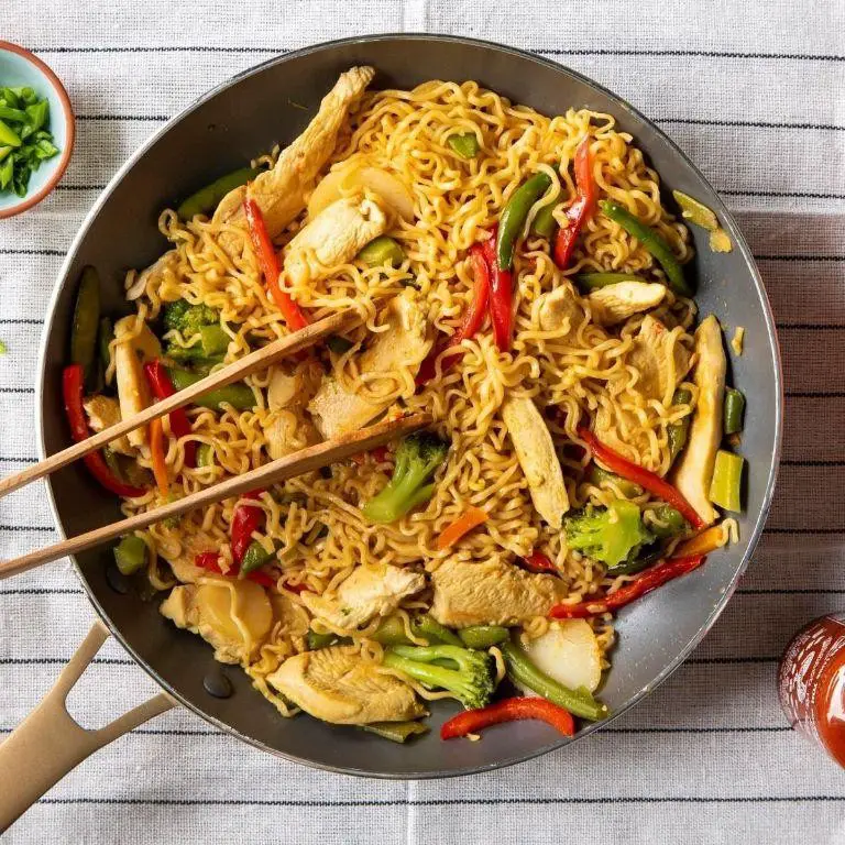 Chicken Ramen Stir Fry with Vegetables