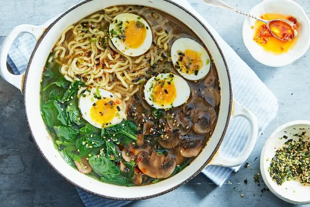 Chicken Ramen with Mushrooms and Spinach