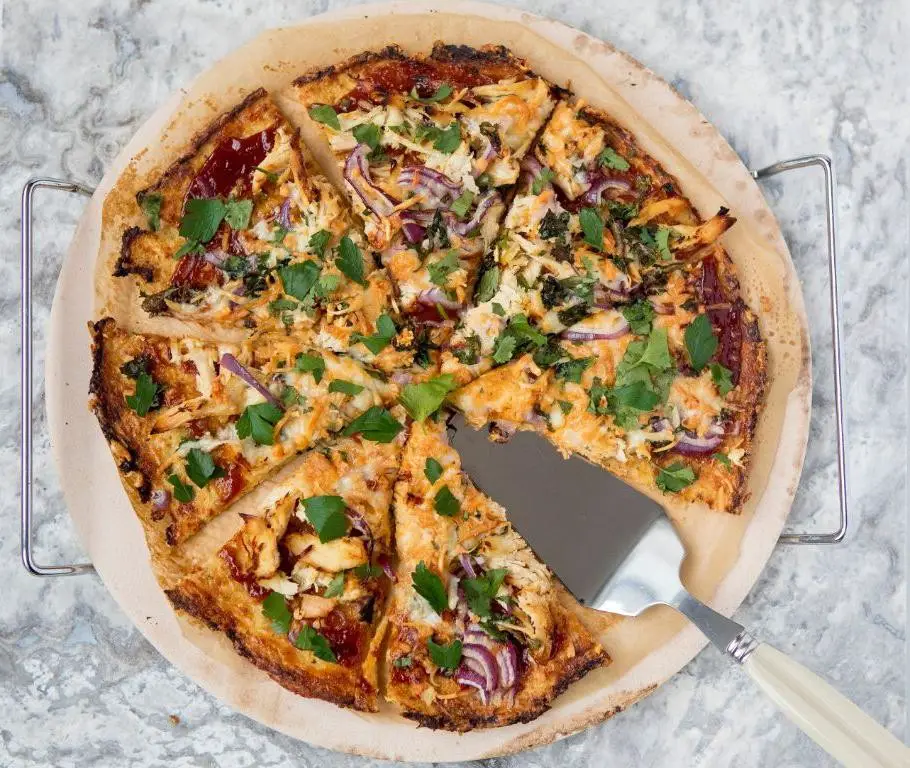 Chicken and Cauliflower Pizza Crust