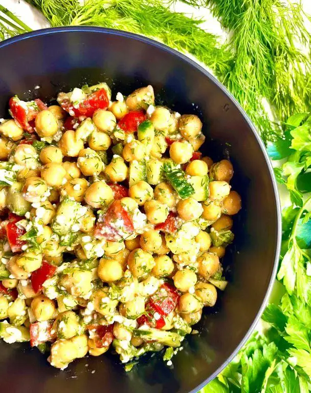 Chickpea Salad with Lemon and Dill