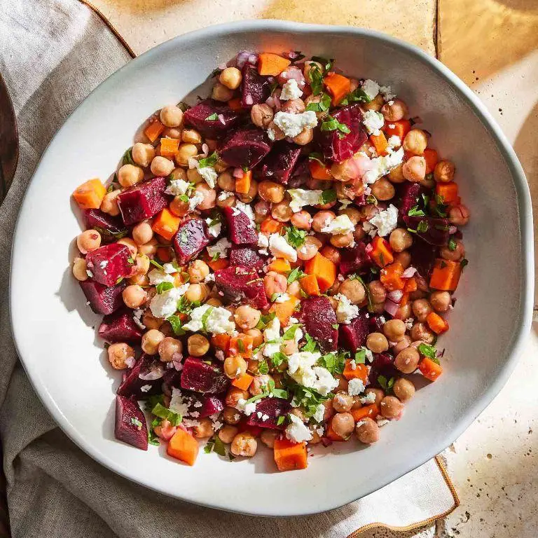 Chickpea and Beetroot Salad