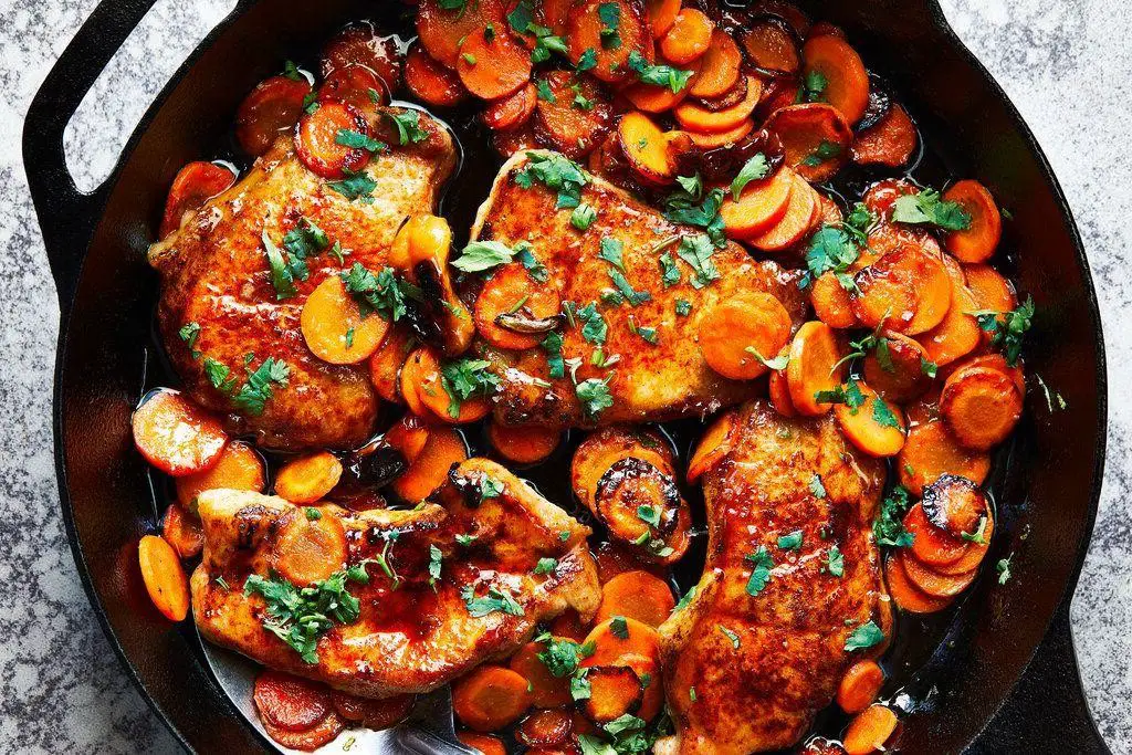 Chopped Pork with Honey Glazed Carrots