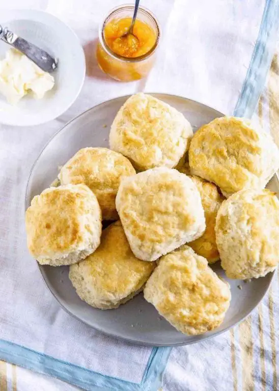 Classic Southern Buttermilk Biscuits