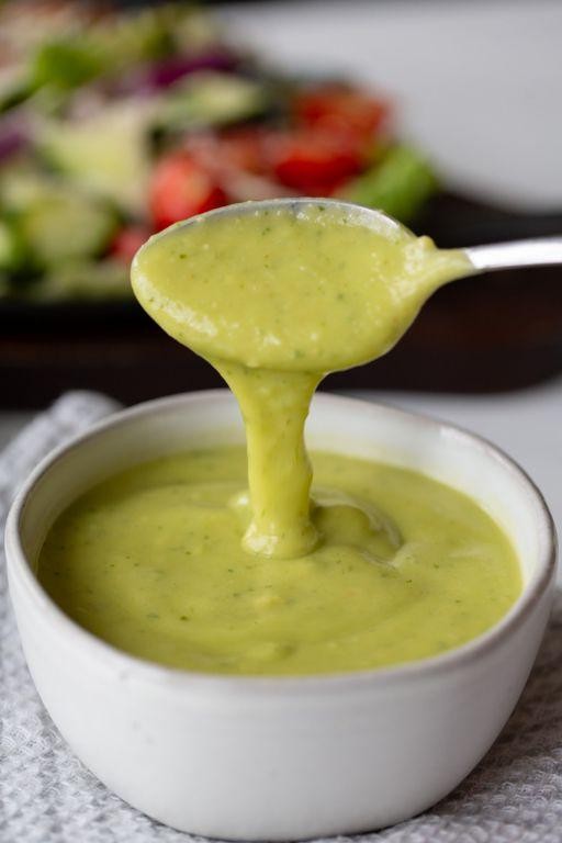 Creamy Avocado Lime Dip