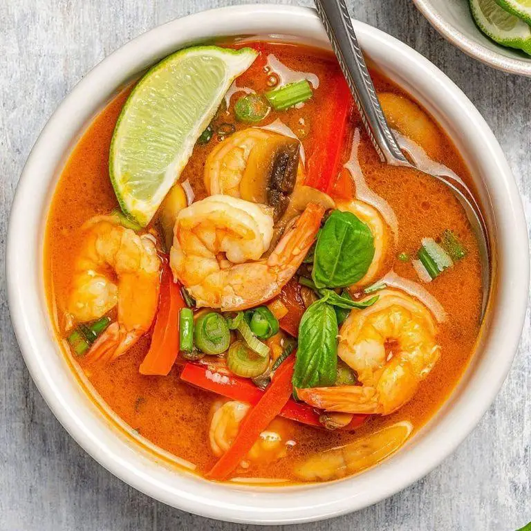 Curry Shrimp and Coconut Milk Soup