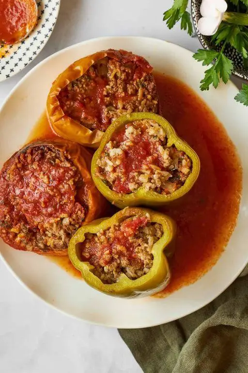 Easy Crock Pot Mediterranean Vegetarian Stuffed Peppers