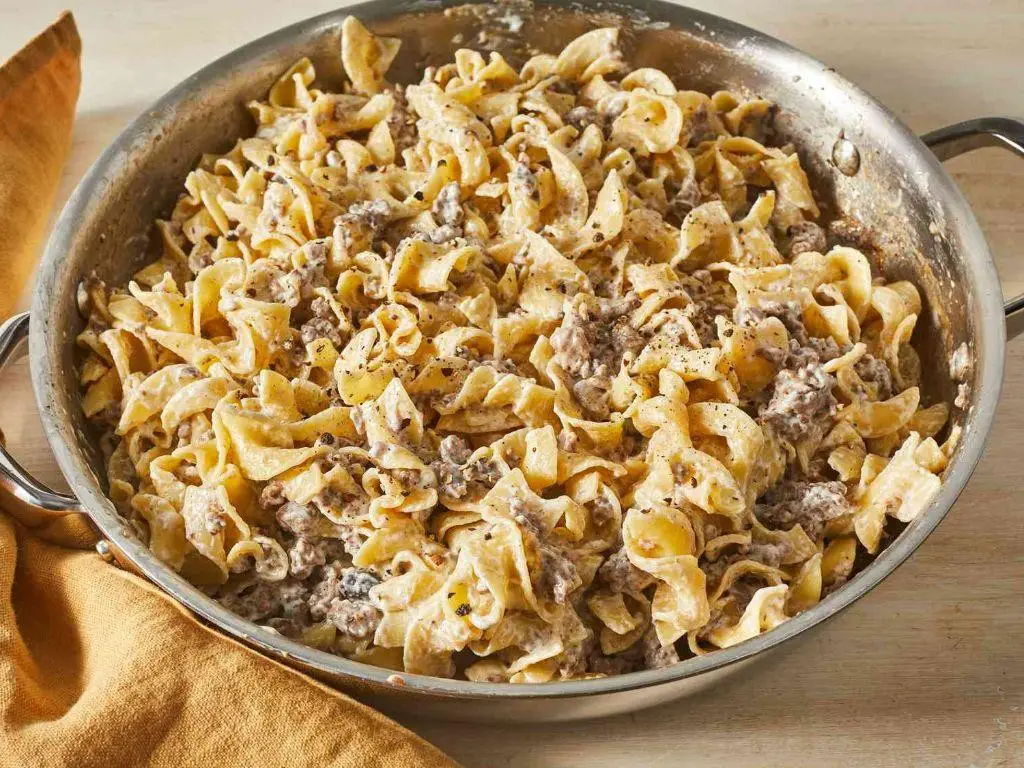 Easy Sour Cream Beef Stroganoff