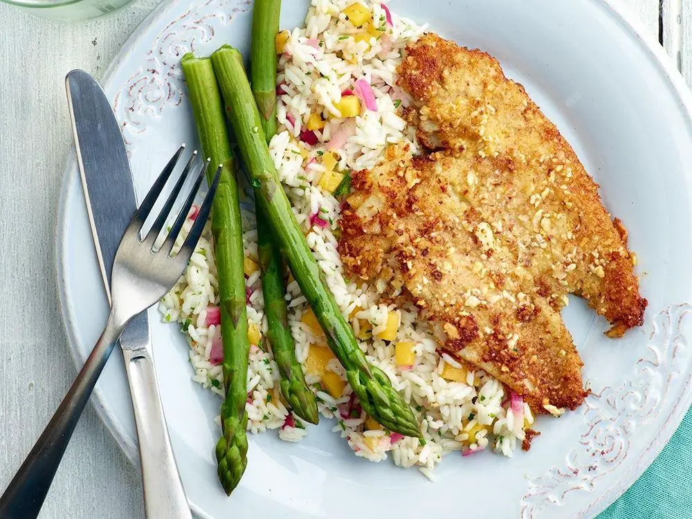 Flounder with Almond and Brown Butter Sauce