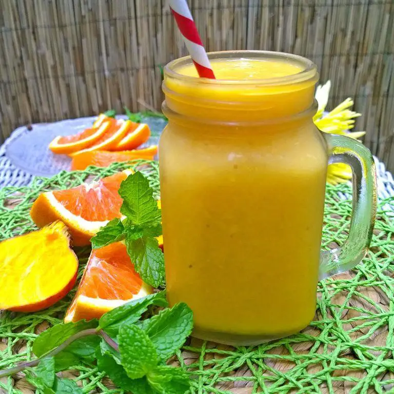 Golden Beet and Orange Smoothie