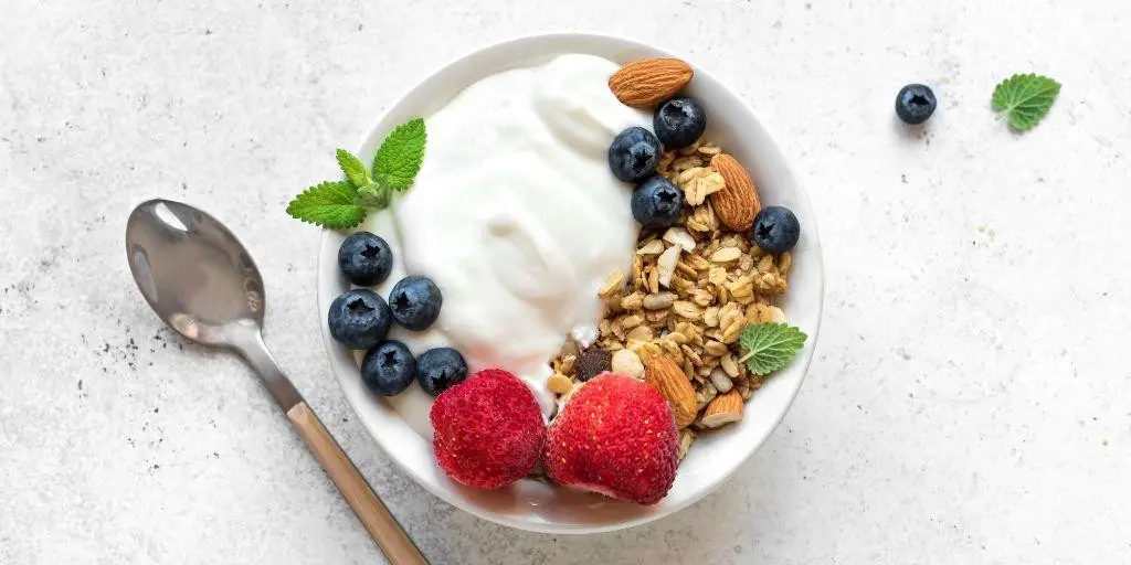 Greek Yogurt with Berries and Nuts
