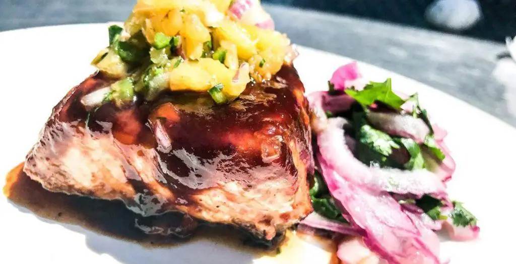 Grilled Grouper with Pineapple Glaze