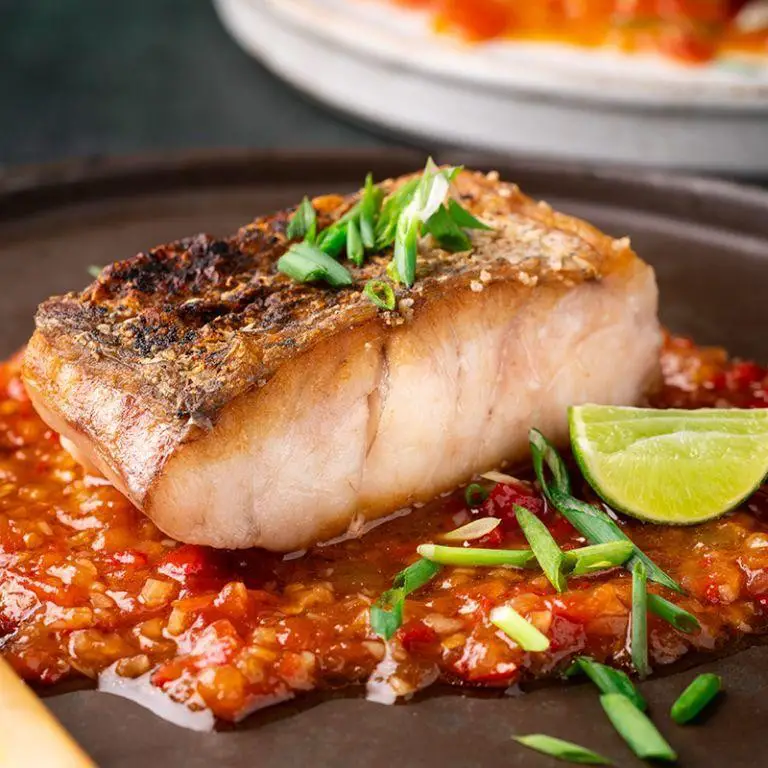 Grilled Grouper with Sweet Chili Sauce