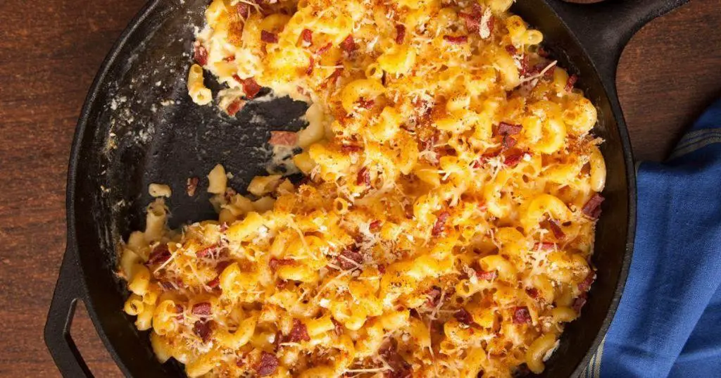 Grilled Macaroni and Cheese with Bacon