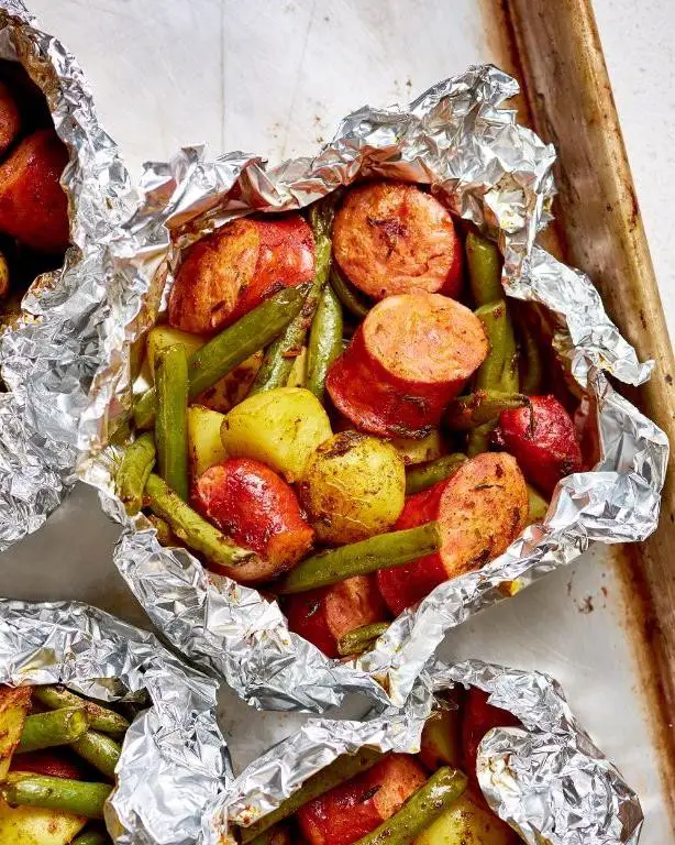 Healthy Smoked Sausage and Vegetable Foil Packets