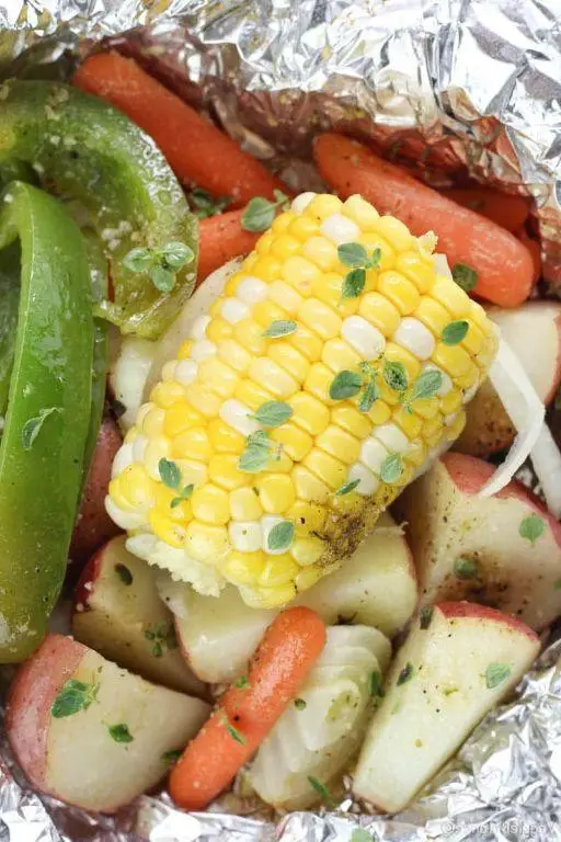 Hobo Dinner with Corn and Carrots