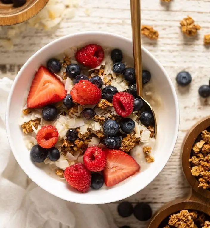Holistic Coconut and Berry Oatmeal