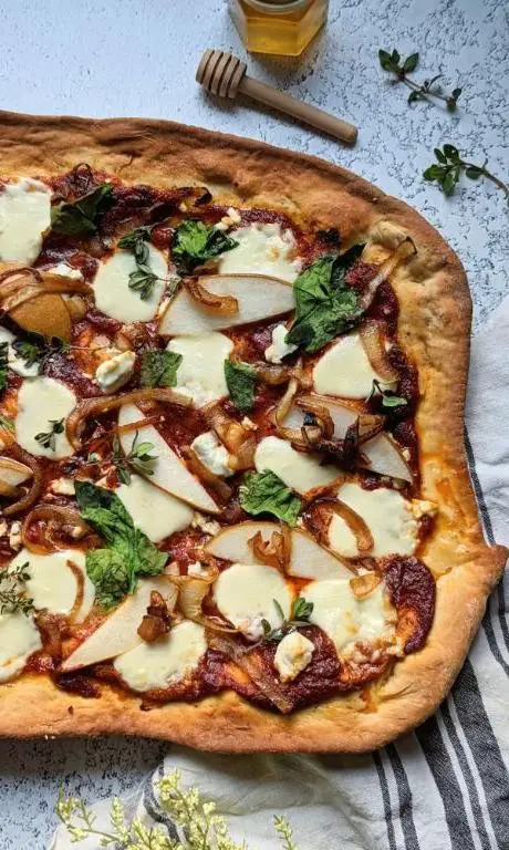 Honey Goat Cheese and Caramelized Onion Pizza