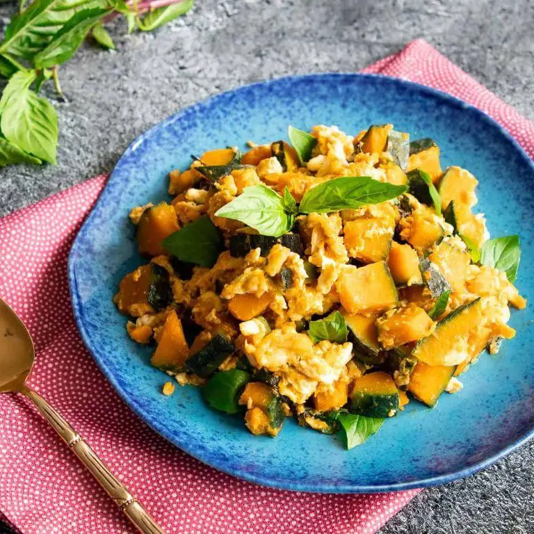 Kabocha Squash and Kale Stir Fry