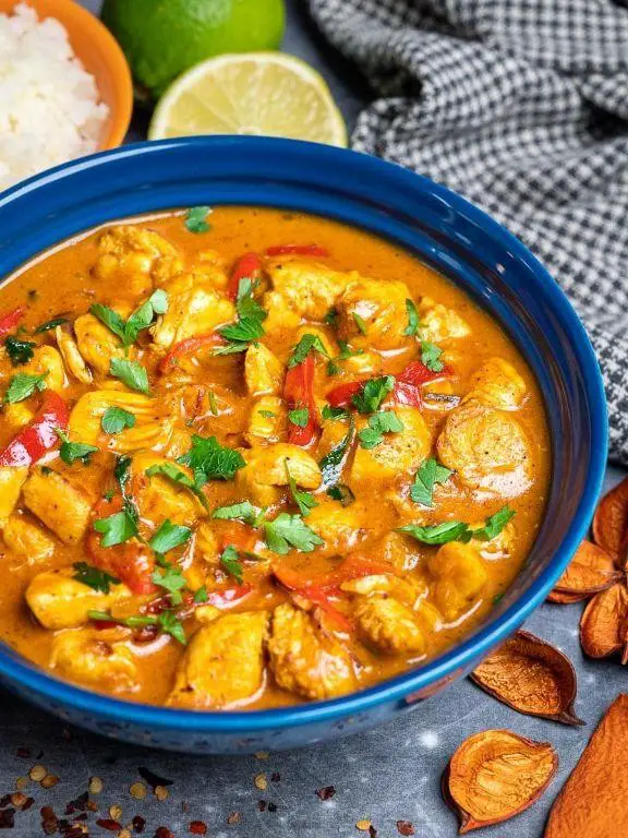 Keto Coconut Curry Chicken