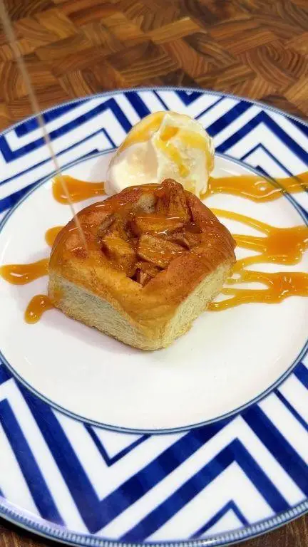 King Hawaiian Rolls Apple Pie Bites