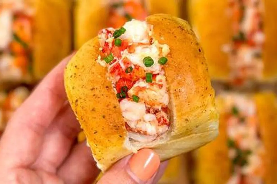 King Hawaiian Rolls Lobster Rolls