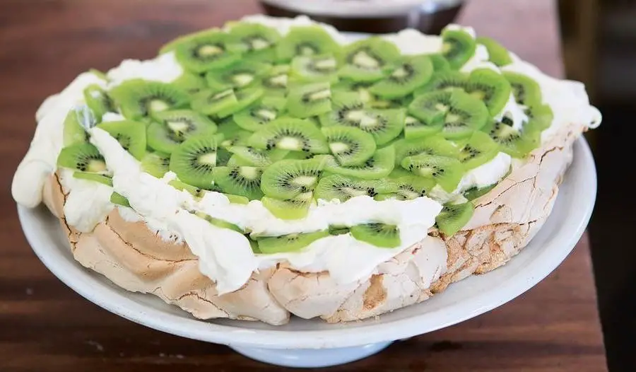 Kiwi Pavlova