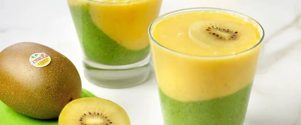 Kiwi and Chia Seed Detox Smoothie