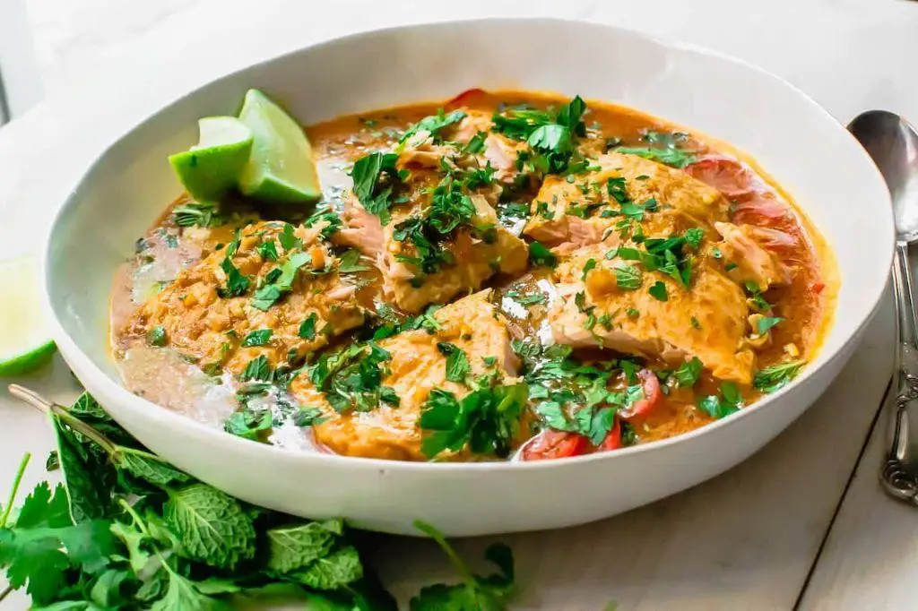 Lemon Coriander Salmon Curry