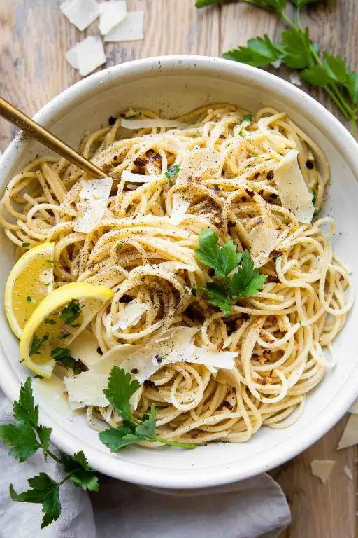 Lemon Garlic Spaghetti