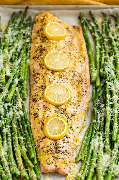 Lemon Pepper Salmon with Asparagus