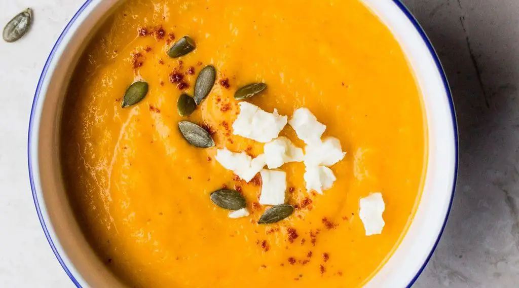 Lentil Soup with Whole Grain Bread