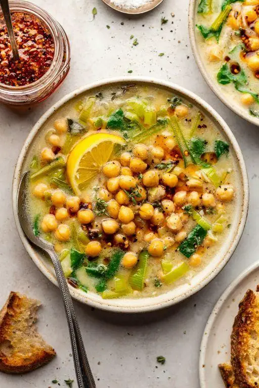 Lettuce and Chickpea Stew