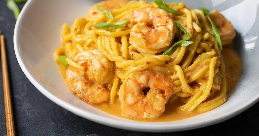 Malaysian Curry Shrimp Noodles
