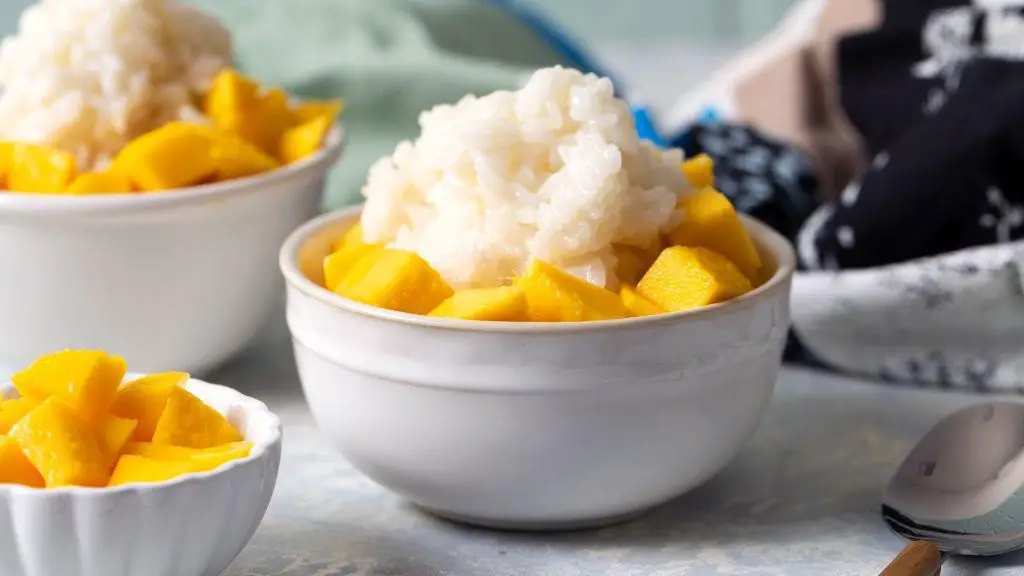 Mango Sticky Rice with Cardamom