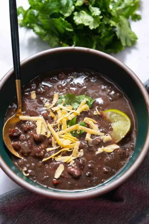 Mexican Slow Cooker Black Bean Soup