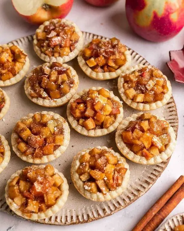 Mini Apple Tarts with Gingerbread Crust