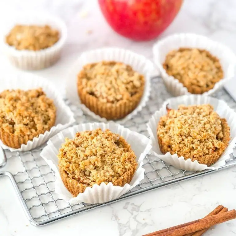 Mini Apple Tarts with Oatmeal Crust