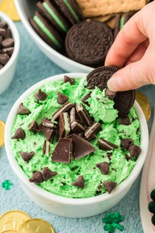 Mint Chocolate Cool Whip Dip