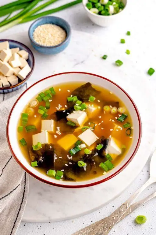 Miso Soup with Tofu and Wakame