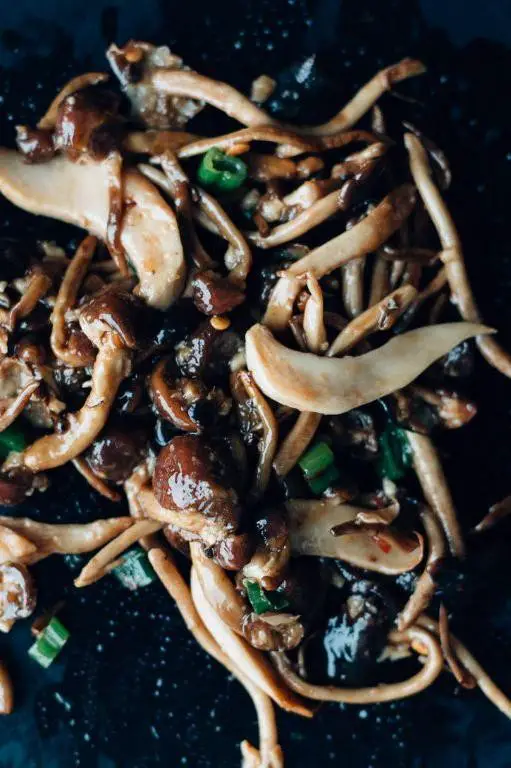 Mixed Mushroom Stir Fry with Garlic