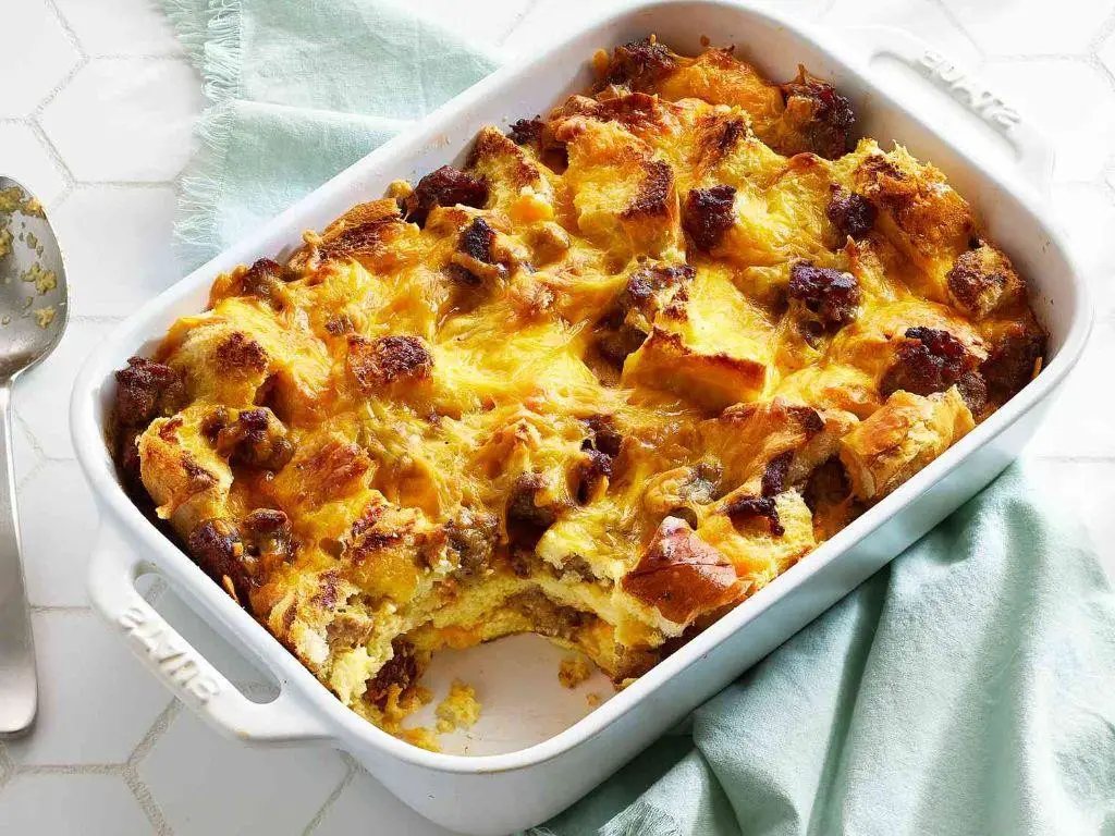 Muenster Cheese and Sausage Breakfast Casserole