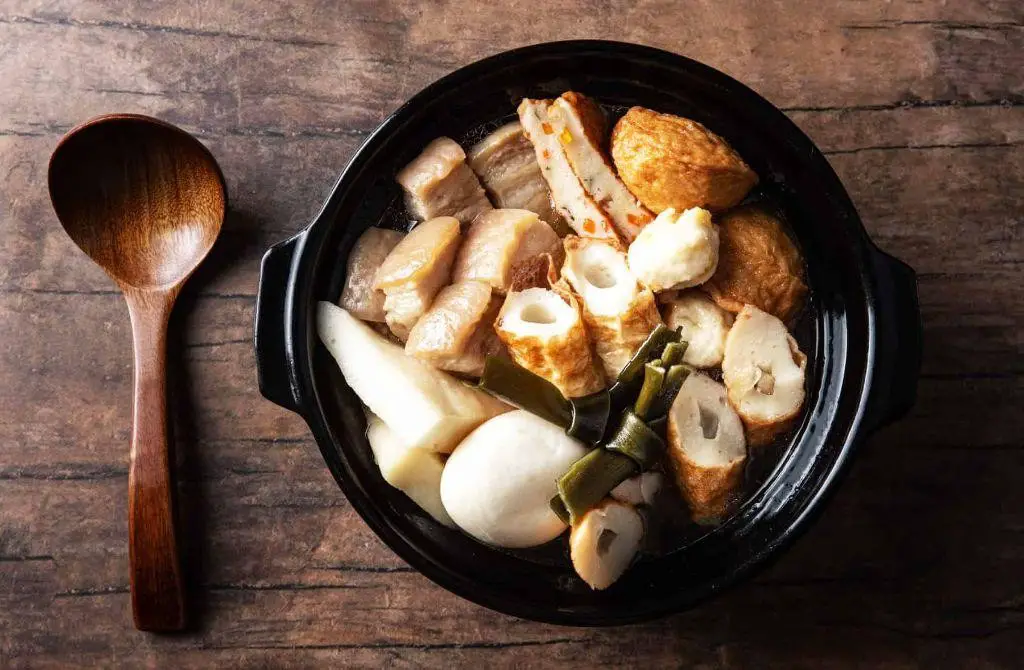 Oden (Japanese Fish Cake Stew)