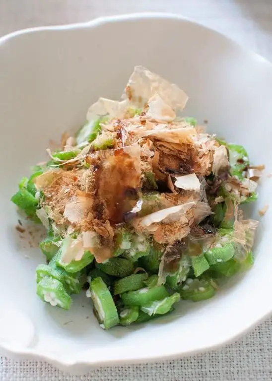 Okra with Soy Sauce and Bonito Flakes