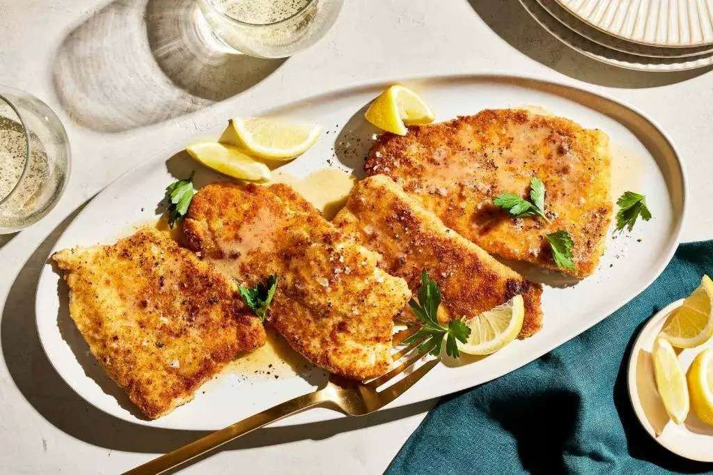 Pan-Seared Flounder with Lemon Butter Sauce