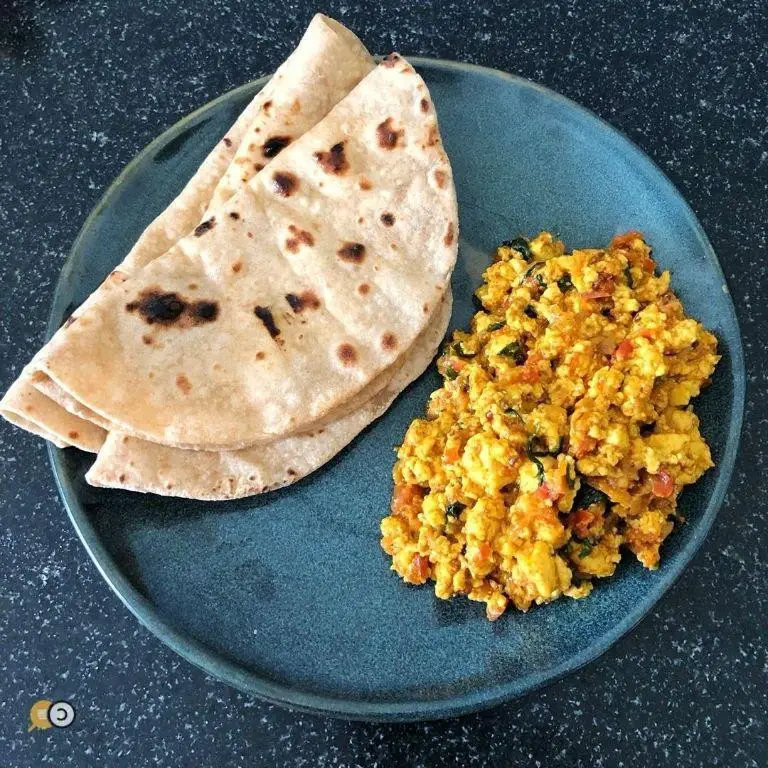 Paneer Bhurji with Whole Wheat Roti