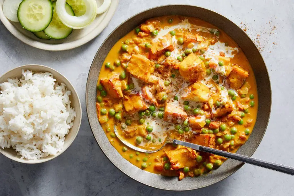 Paneer and Peas Curry