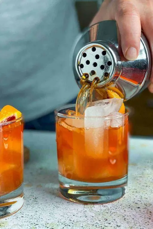 Paper Plane with Honey Syrup