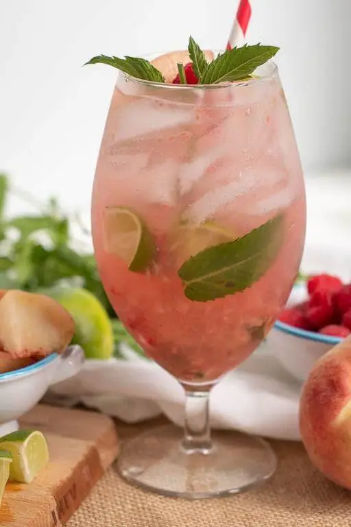 Peach Raspberry Mint Juice