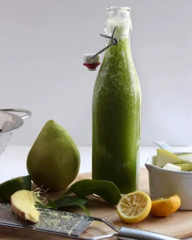 Pear Ginger Cleansing Juice